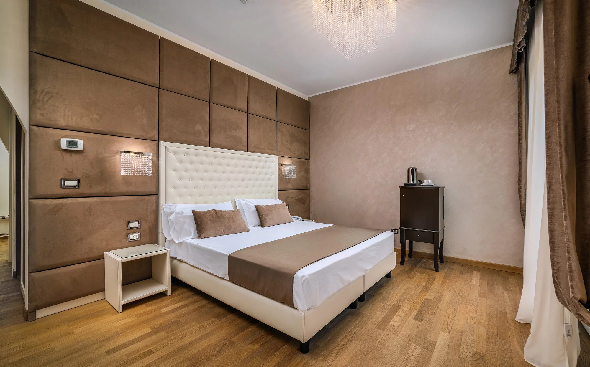 media.Slide_MichelangeloMima_8ClubFamilyHotel