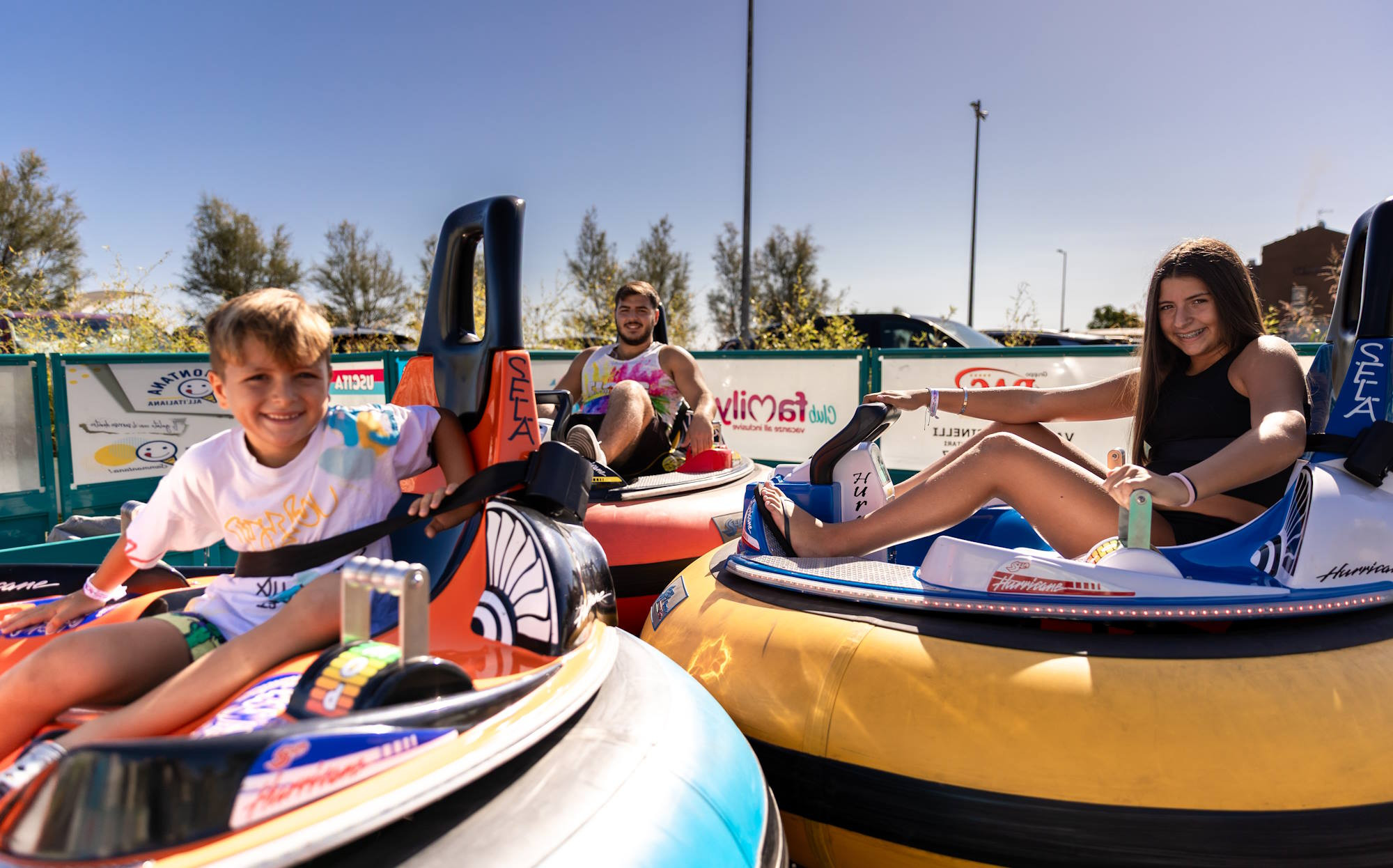 media.Club_Family_Hotel_portale_CFH_Riccione_giochi_bumper_cars_macchine_scontro_2000x1246