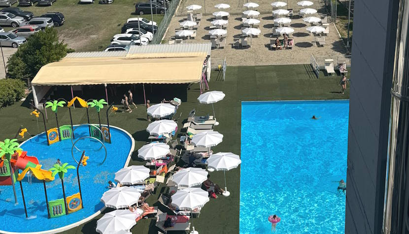 media.Club_Family_Hotel_Rimini_Village_anteprima_830x476